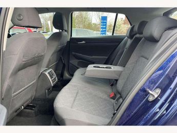 Volkswagen Golf 1.5 eTSI 150 Life 5dr DSG