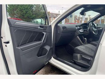 Volkswagen Tiguan 1.5 TSI 150 R-Line Edition 5dr DSG