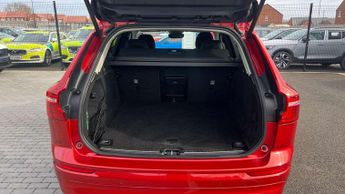 Volvo XC60 2.0 B5P Core 5dr AWD Geartronic