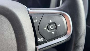 Volvo XC60 2.0 B5P Core 5dr AWD Geartronic