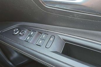 Peugeot 3008 1.6 Hybrid4 300 GT 5dr e-EAT8