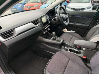 Renault Captur 1.6 E-Tech full hybrid 145 Techno 5dr Auto