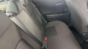 Toyota C-HR 1.8 Hybrid Icon 5dr CVT