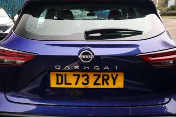 Nissan Qashqai 1.3 DiG-T MH 158 Acenta Premium 5dr Xtronic