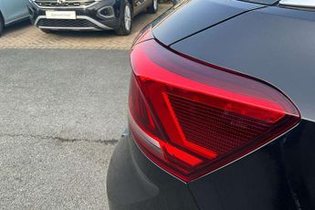 Volkswagen T-Roc 1.5 TSI Life 5dr DSG