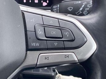 Volkswagen T-Roc 1.5 TSI Life 5dr DSG