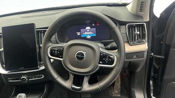 Volvo XC90 2.0 B5P Plus Dark 5dr AWD Geartronic
