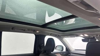 Volvo XC90 2.0 B5P Plus Dark 5dr AWD Geartronic