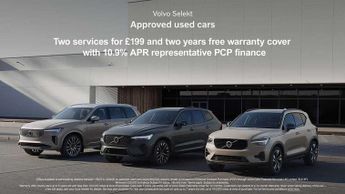 Volvo XC90 2.0 B5P Plus Dark 5dr AWD Geartronic