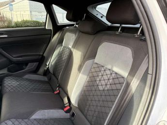 Volkswagen Taigo 1.0 TSI 110 R-Line 5dr DSG