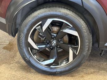 Nissan Juke 1.6 Hybrid N-Connecta 5dr Auto