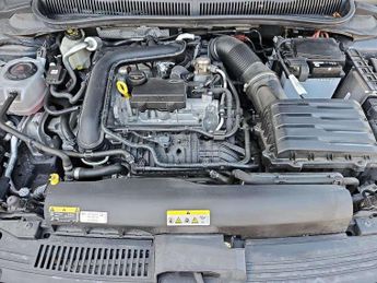 Volkswagen Polo 1.0 TSI 110 R-Line 5dr DSG