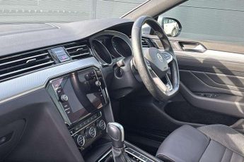 Volkswagen Passat 2.0 TDI EVO SCR R-Line 5dr DSG