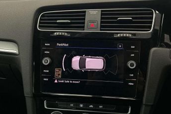 Volkswagen Golf 2.0 TDI R-Line 5dr DSG