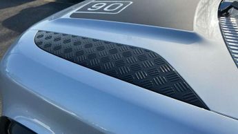 Land Rover Defender 3.0 D250 HSE 90 3dr Auto