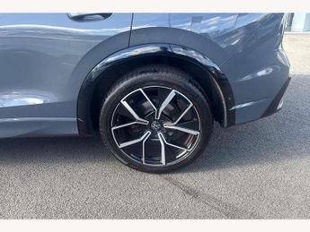 Volkswagen Tiguan 1.5 eTSI 150 R-Line 5dr DSG