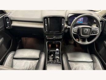 Volvo XC40 2.0 B3P Plus Dark 5dr Auto