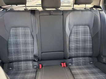 Volkswagen Golf 2.0 TDI 200 GTD 5dr DSG