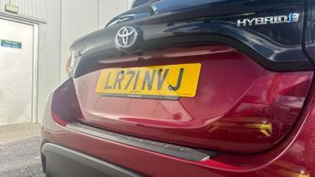 Toyota Yaris 1.5 Hybrid Icon 5dr CVT
