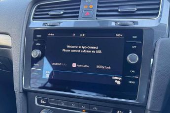 Volkswagen e-Golf 99kW e-Golf 35kWh 5dr Auto