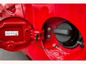 Toyota Yaris 1.5 Hybrid Excel 5dr CVT