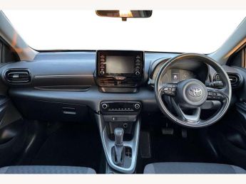 Toyota Yaris 1.5 Hybrid Icon 5dr CVT