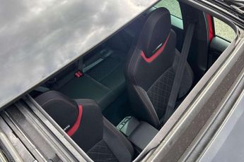 Skoda Octavia vRS 2.0 TSI vRS 5dr DSG