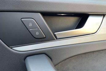 Audi Q5 40 TDI Quattro S Line 5dr S Tronic