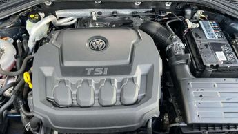 Volkswagen T-Roc 2.0 TSI 4MOTION SEL 5dr DSG