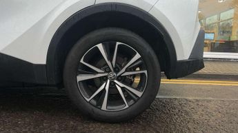 Toyota C-HR 2.0 PHEV Design 5dr CVT