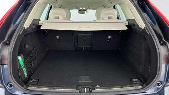 Volvo XC60 2.0 B5P Inscription 5dr AWD Geartronic