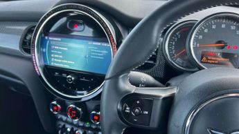 MINI Hatchback 5dr 1.5 Cooper Exclusive 5dr Auto