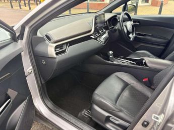 Toyota C-HR 2.0 Hybrid Excel 5dr CVT