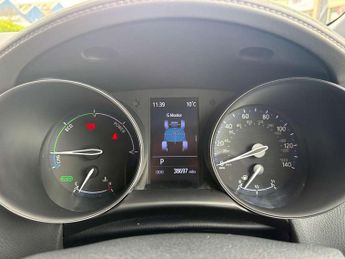 Toyota C-HR 2.0 Hybrid Excel 5dr CVT