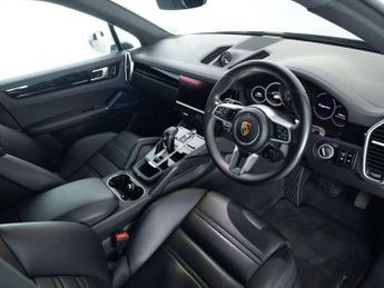Porsche Cayenne 5dr Tiptronic S