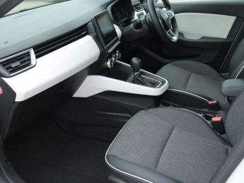 Renault Clio 1.6 E-TECH full hybrid 145 Techno 5dr Auto