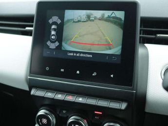 Renault Clio 1.6 E-TECH full hybrid 145 Techno 5dr Auto