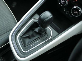 Renault Clio 1.6 E-TECH full hybrid 145 Techno 5dr Auto