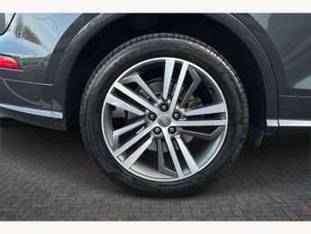 Audi Q5 55 TFSI e Quattro S Line Competition 5dr S Tronic