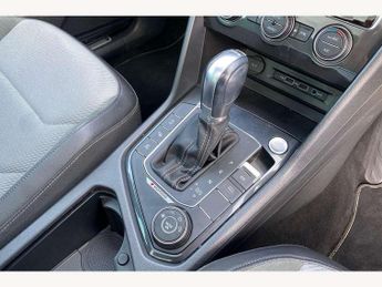 Volkswagen Tiguan 2.0 TSi 190 4Motion R-Line Tech 5dr DSG