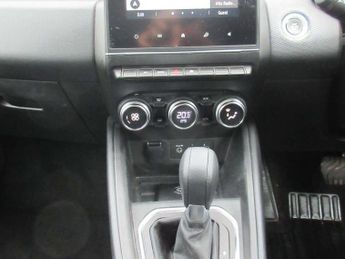 Renault Clio 1.6 E-TECH full hybrid 145 Evolution 5dr Auto