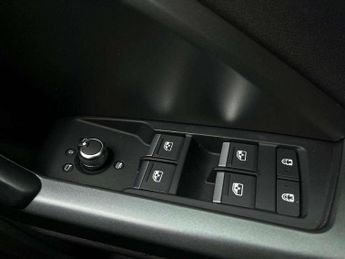 Audi Q3 35 TFSI S Line 5dr S Tronic