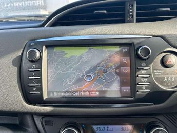 Toyota Yaris 1.5 Hybrid Icon 5dr CVT