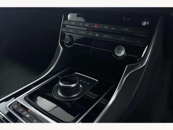 Jaguar XF 3.0d V6 S 4dr Auto