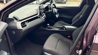 Toyota C-HR 1.8 Hybrid Icon 5dr CVT