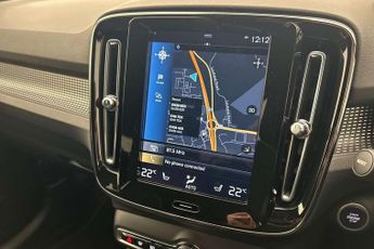 Volvo XC40 Recharge 1.5 T4 Recharge PHEV R DESIGN 5dr Auto