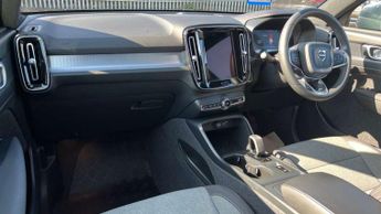 Volvo XC40 2.0 B3P Core 5dr Auto
