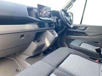 Volkswagen Crafter 2.0 TDI 140PS Commerce Plus High Roof Van Auto