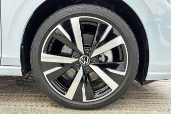 Volkswagen Golf 1.5 TSI 204 Style eHybrid 5dr DSG