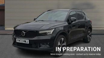 Volvo XC40 2.0 B4P Ultimate Dark 5dr Auto